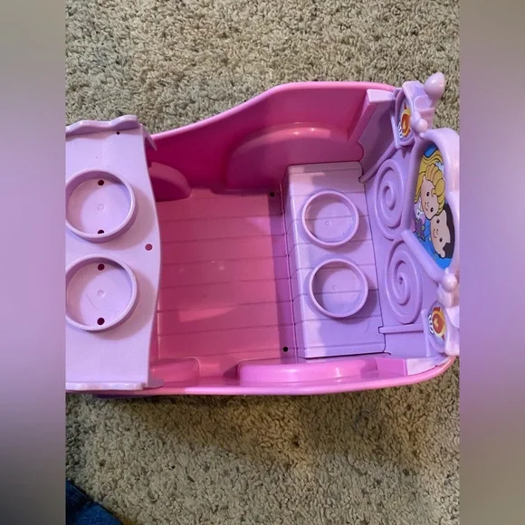 Fisher Price Little People Royal Wedding Carriage - Picture 6 of 13